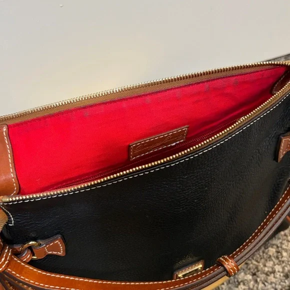 Dooney & Bourke Black and Tan Shoulder Bag Set - Picture 4 of 13